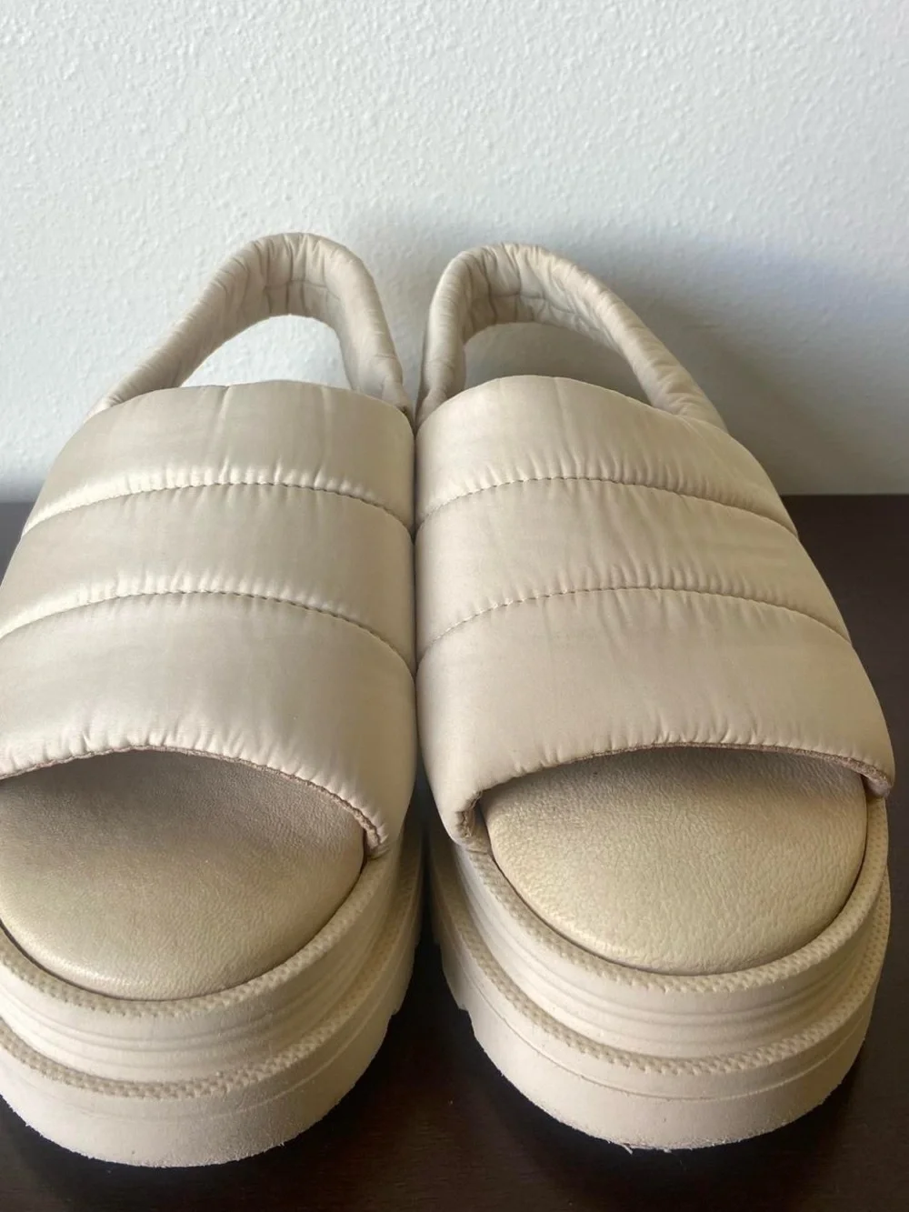 Tamaris Chunky Cream Platform Slingback Sandals